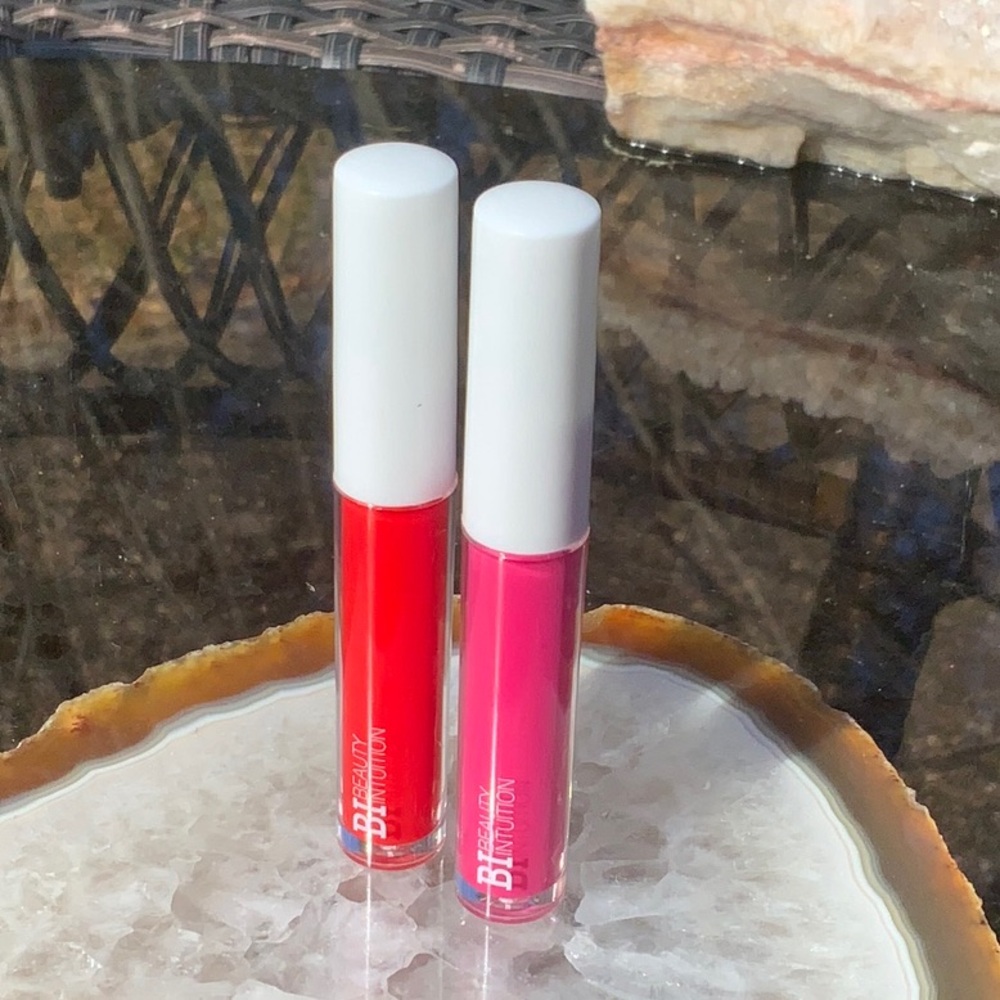 BEAUTY INTUITION SET OF TWO LIPGLOSSES, NEW